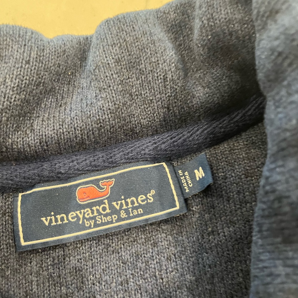 Vinyard Vines shep shirt, thick material. Custom American Flag, and Long Island - Picture 4 of 5